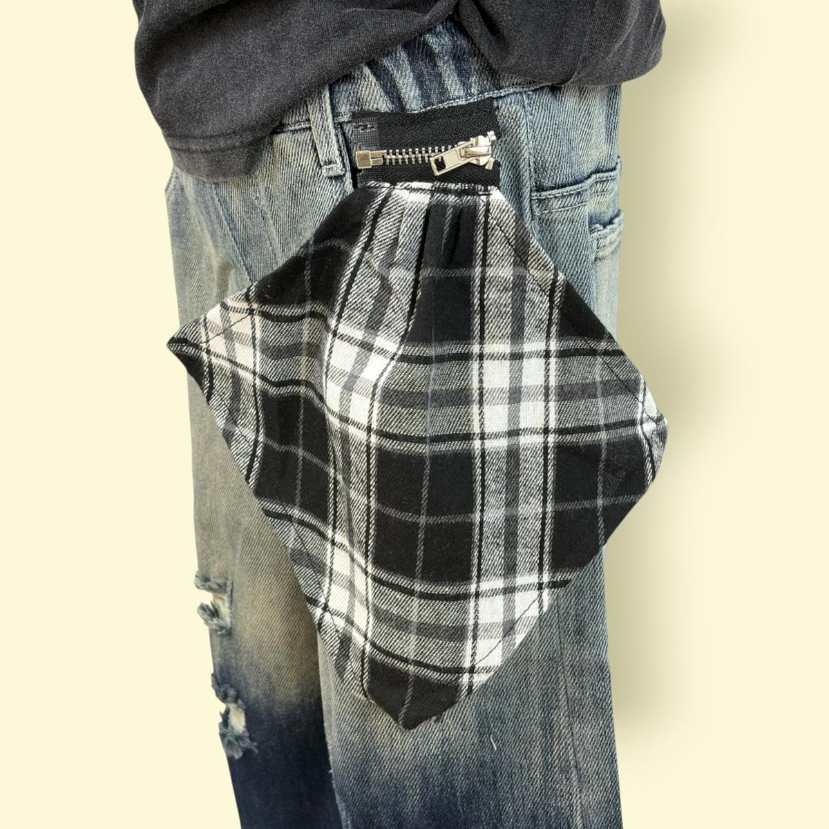 Unisex Distressed Full-Length Denim Jeans with Elastic Waist