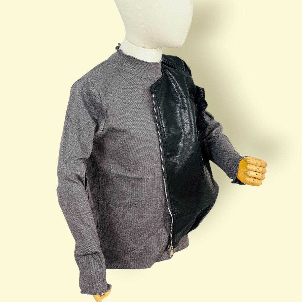 2Pc Unisex Kids Black Leather Look Sleeveless Jacket with Grey Full Sleeve T-Shirt Set