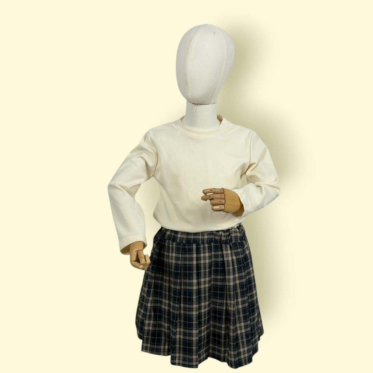 Cute Girls 3-Piece Outfit Set – Cream Top, Check Skirt &amp; Navy Heart Sweater