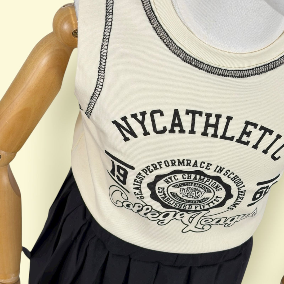 Trendy 3-Piece Girls Skirt Set – Sleeveless Top, Pleated Skirt & Grey Cardigan