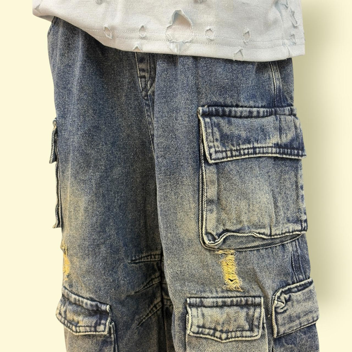 Elastic-Waist Unisex Denim Cargo Pant with Multiple Pockets – Distressed Loose Fit Jeans